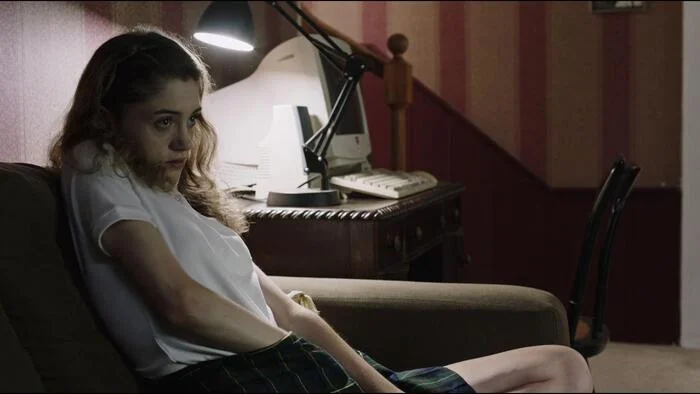 Natalia Dyer hot Scene masturbating