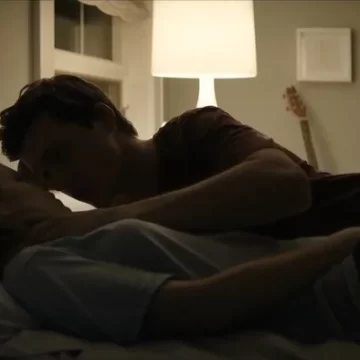 Kate Mara, Camila Perez - Hot sexy scenes