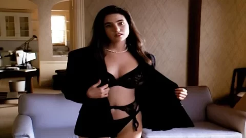 Jennifer Connelly Hot